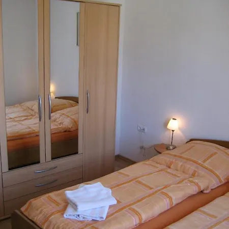 „drei Palmen“ Sveti Filip i Jakov