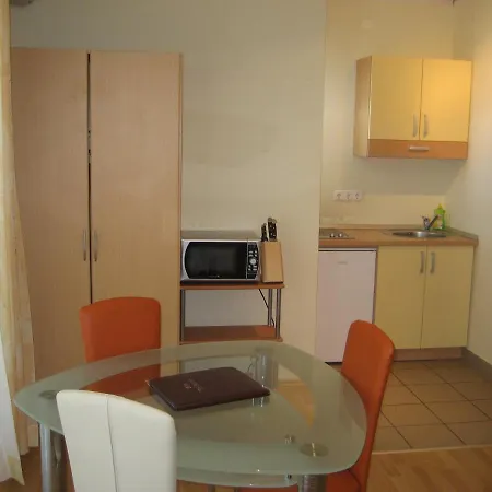 Apartamento „drei Palmen“ *