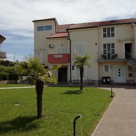 Apartment „drei Palmen“ *