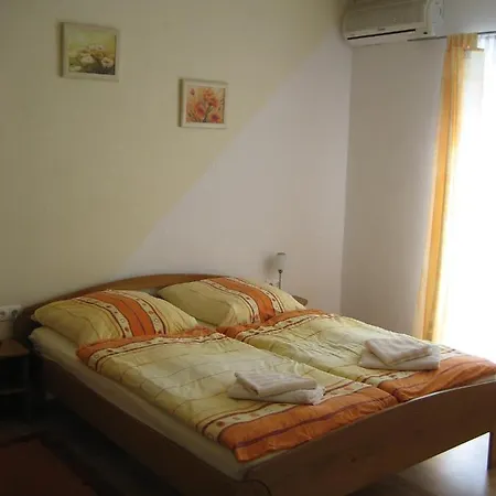 „drei Palmen“ Apartment Sveti Filip i Jakov