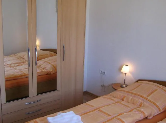 „drei Palmen“ Sveti Filip i Jakov