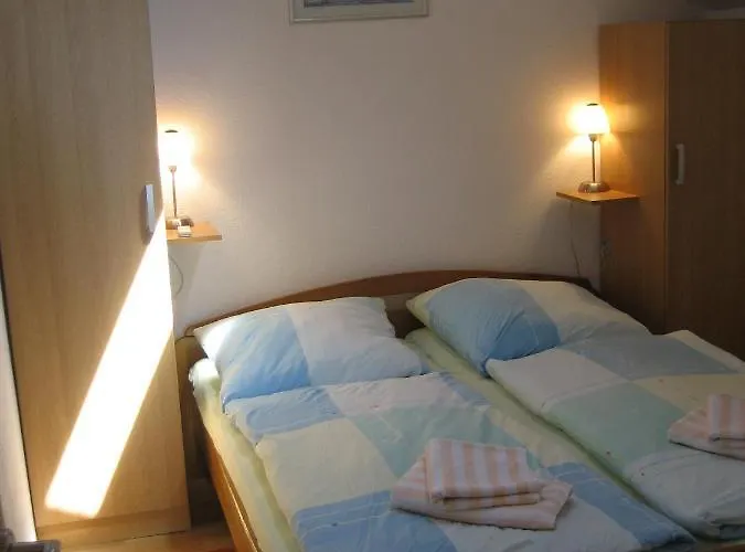 „drei Palmen“ Apartman