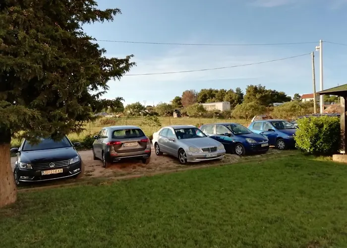 „drei Palmen“ Apartman