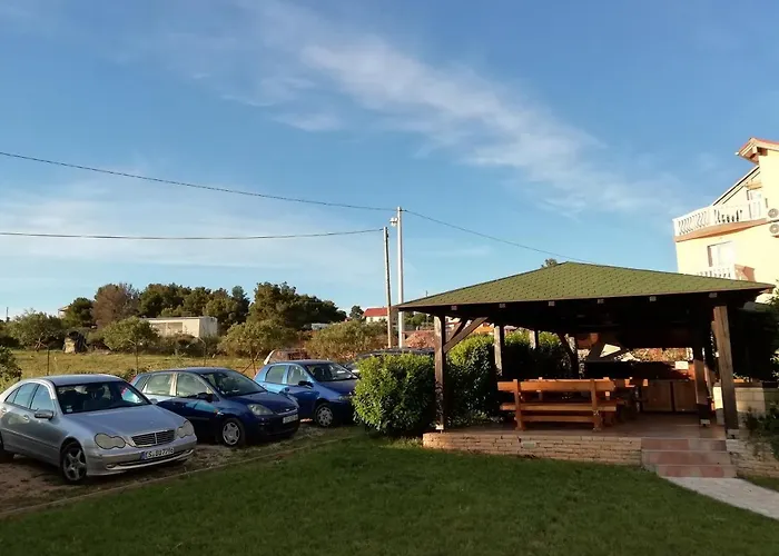 „drei Palmen“ Sveti Filip i Jakov